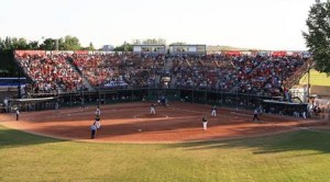 Click photo to view official Saskatoon Amateur Softball Association website